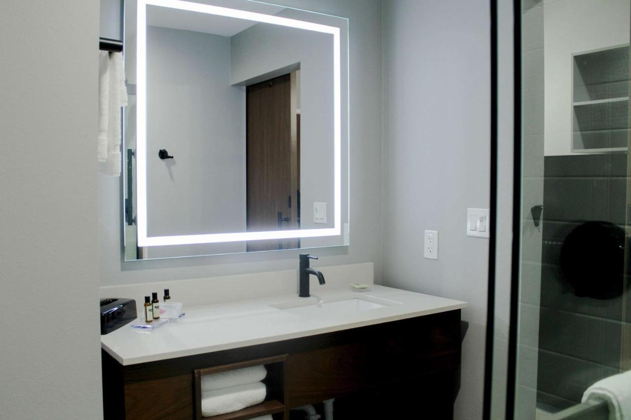 Hawthorn Extended Stay By Wyndham Oklahoma City Airport Exterior photo