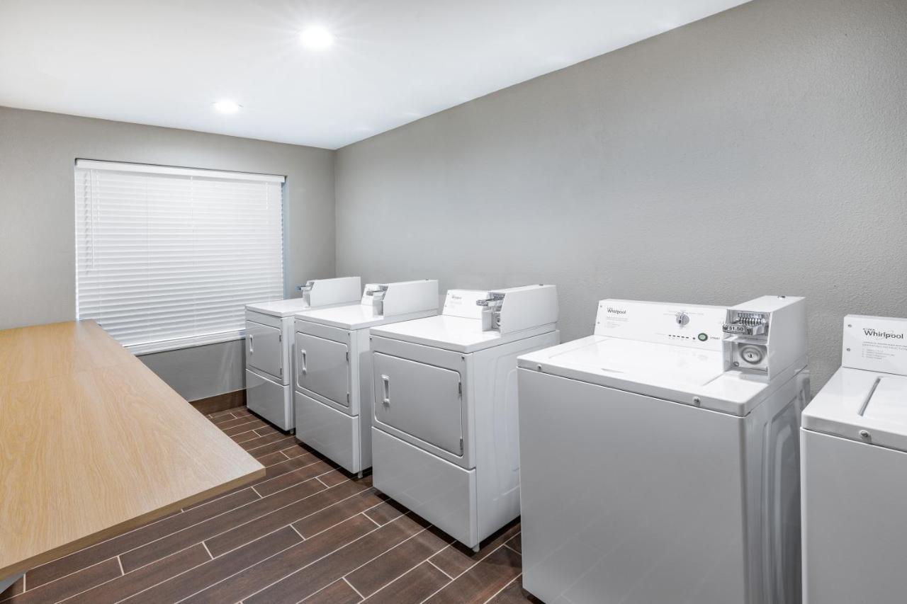 Hawthorn Extended Stay By Wyndham Oklahoma City Airport Exterior photo